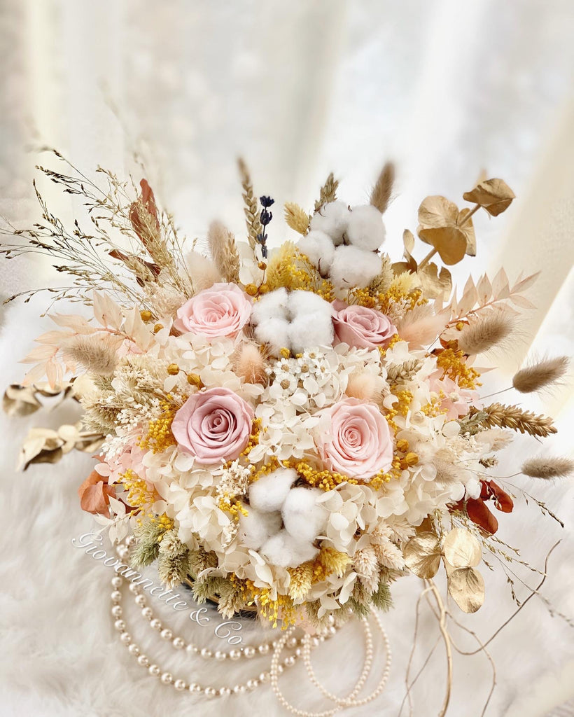Everlasting Charm Blooms Box (Preserved Flowers)