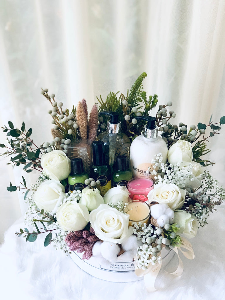 Elegant White Scented Gift Box