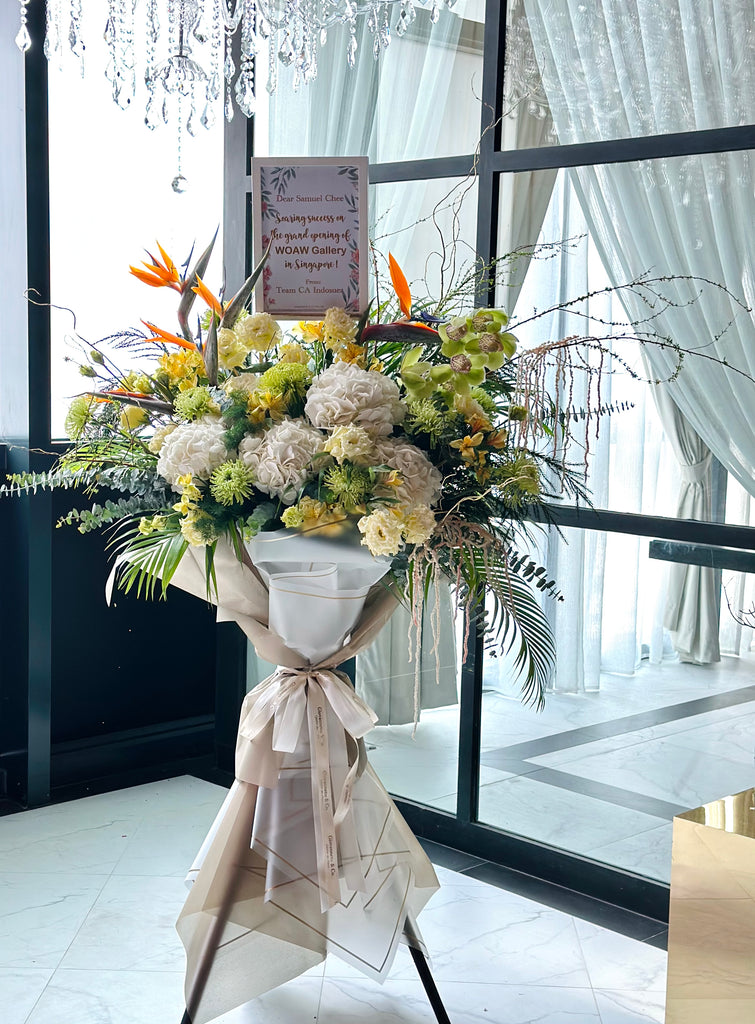 Artisanal Floral Stand Bouquet (Fresh Flower)