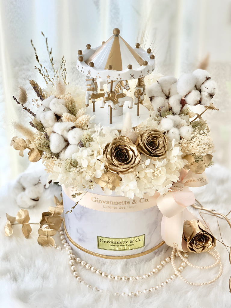 Winter Wonderland Musical Blooms Box (Preserved Flowers)