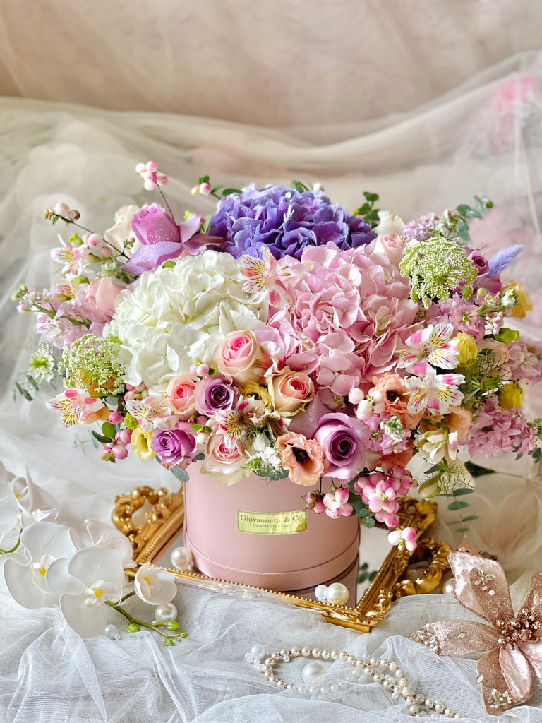 J’adore Pastel De Luxe Blooms Box (Fresh Flower)