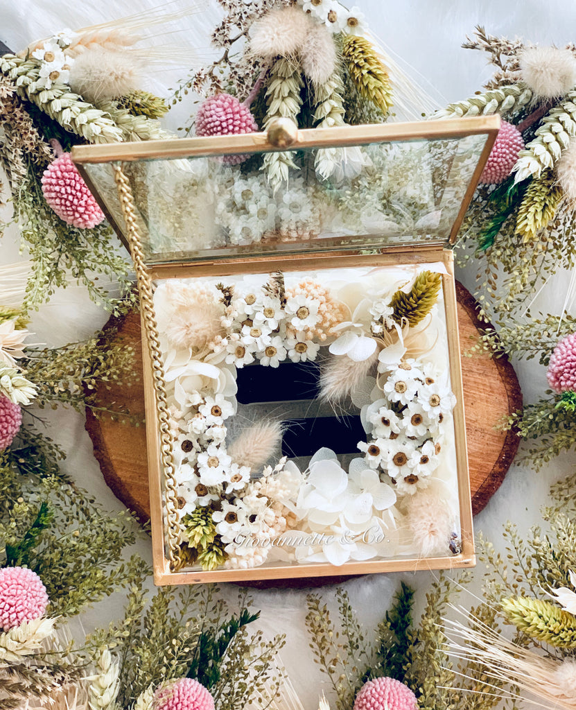 Gardenia Ring Box (Preserved Flower)
