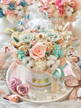 Everlasting Pastel Charm Blooms Box (Preserved Flowers)