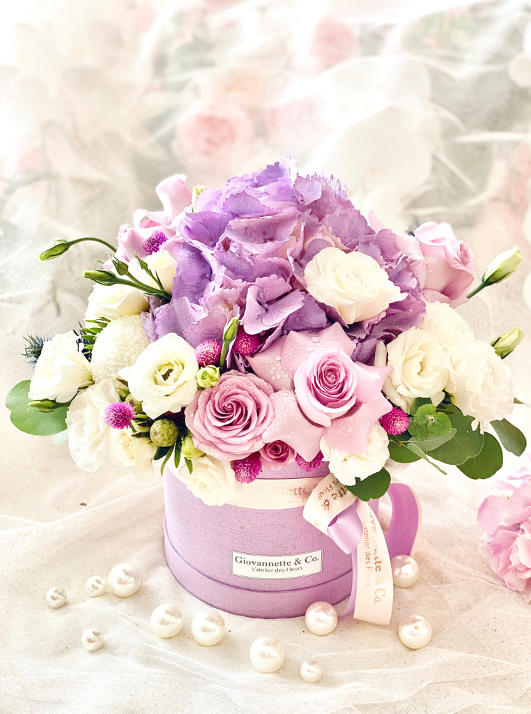 Purple Delight Blooms Box (Fresh Flowers)