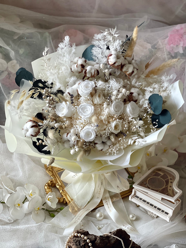 Eternity Luxe White Bouquet (Preserved Flower)