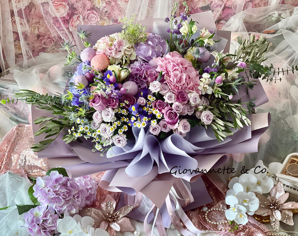 Violet de Luxe Bouquet (Extra Large)