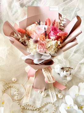 Everlasting Smitten Pink Bouquet (Preserved Flowers)