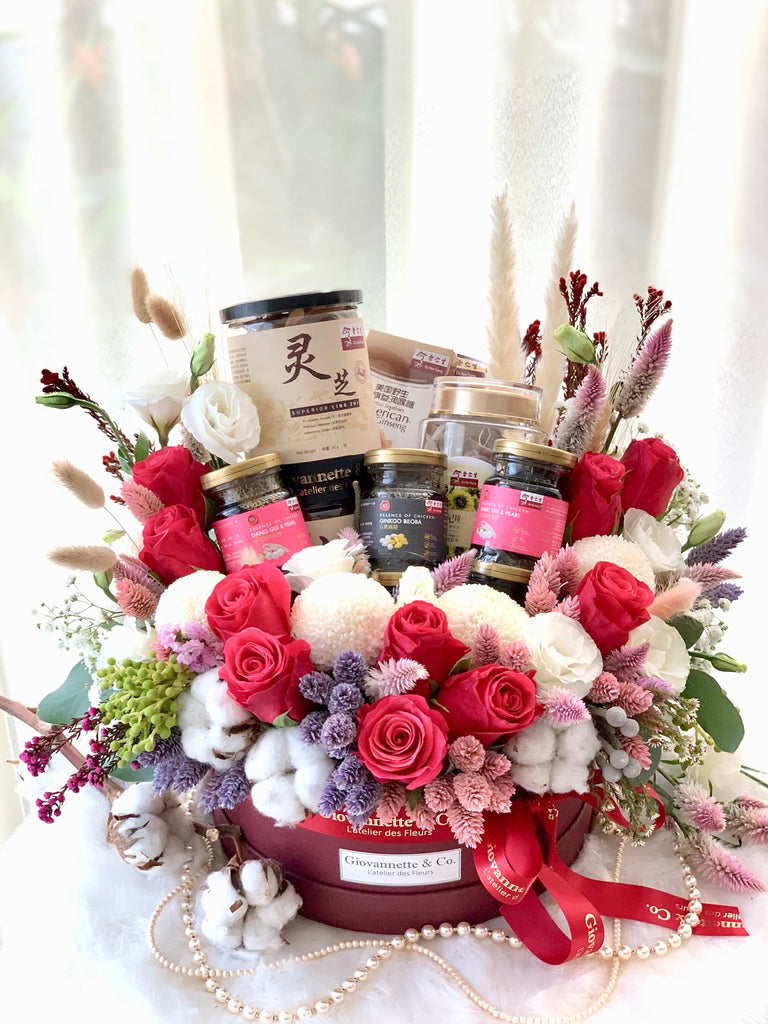 Superior Nourishment & Blooms Gift Box (Fresh Flowers)
