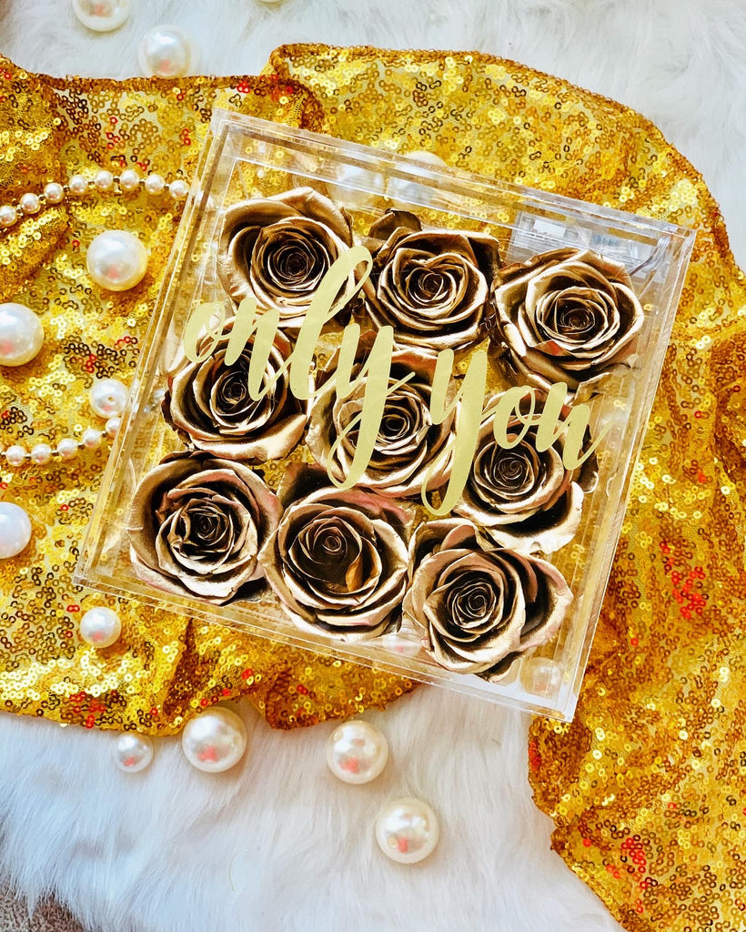 Personalized L’enchanteur Box (9 Preserved Roses)