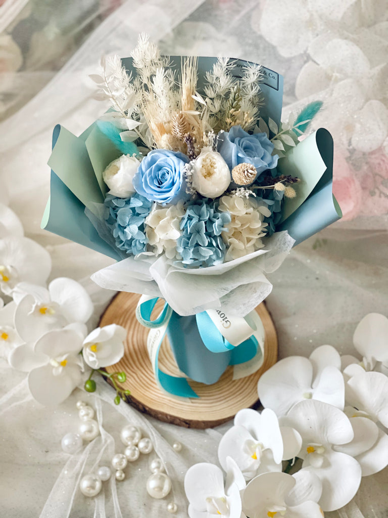 Little Charm Bouquet (Preserved Flowers)