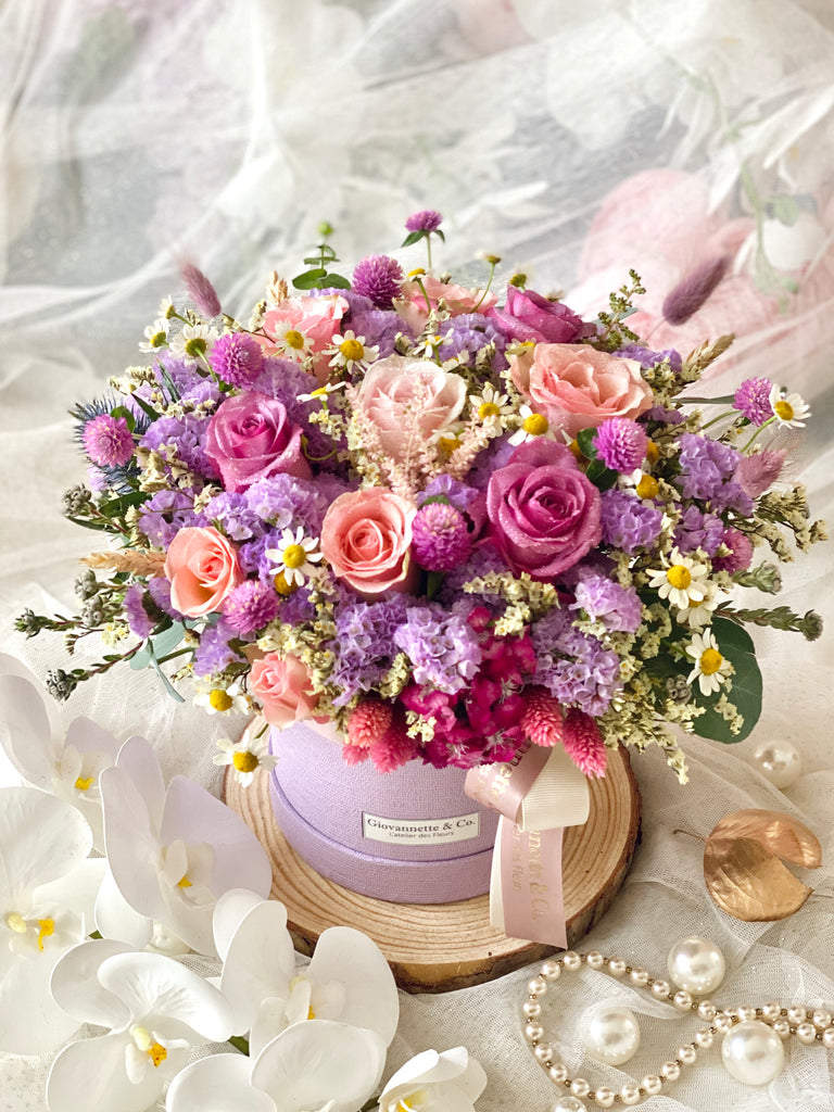 Violet Gracieux (Fresh Flowers)