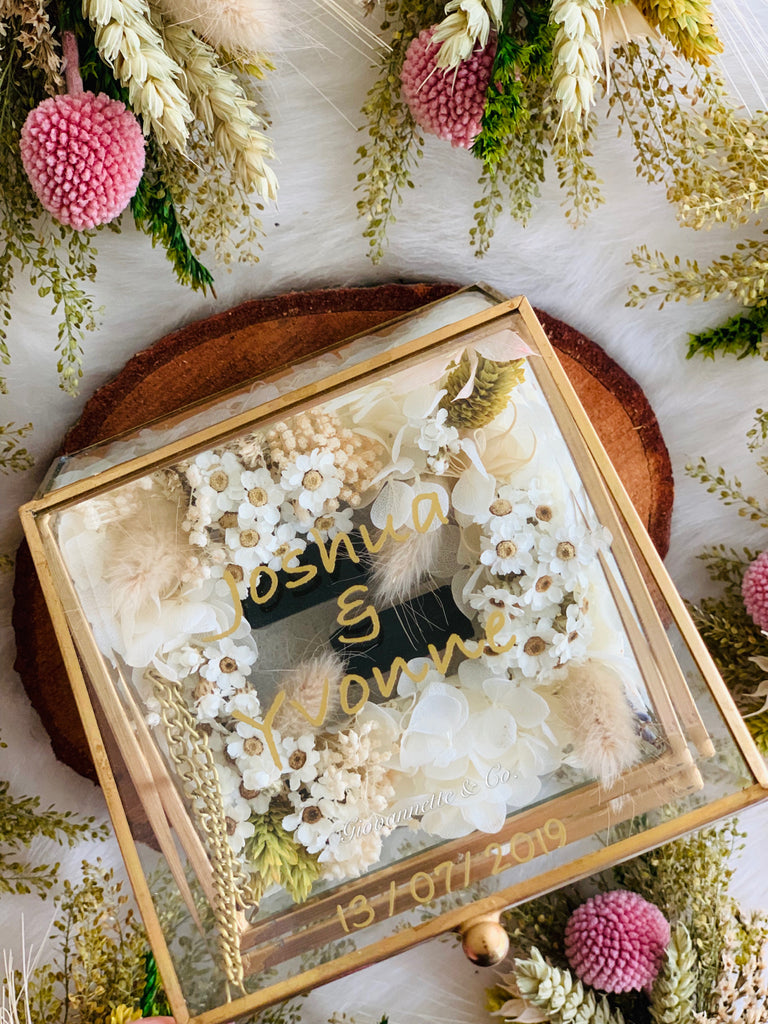 Personalized Gardenia Ring Box (Preserved Flower)