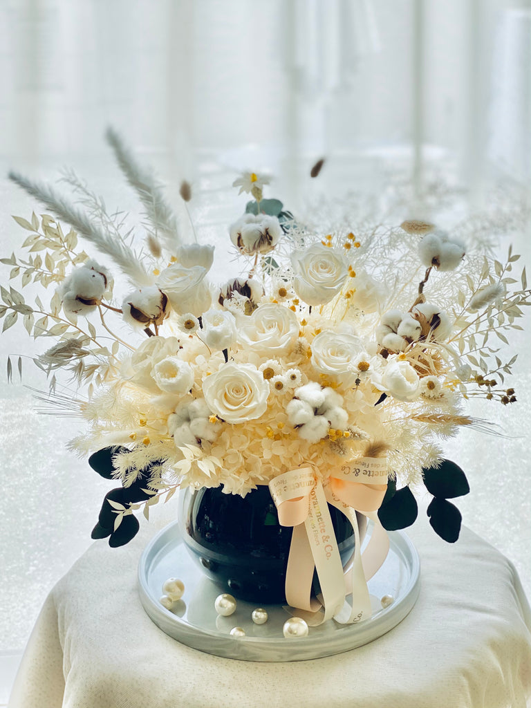The White Jewel Centerpiece (Preserved Flower)